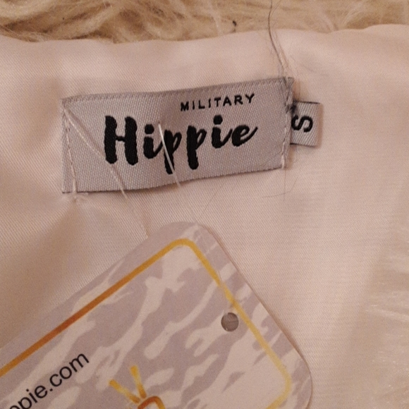 White Spring Jacket - Picture 2 of 4